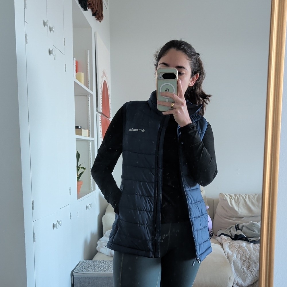 Columbia Women's Dark Blue Quilted Vest